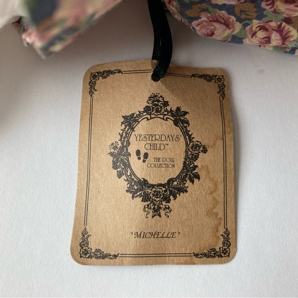 Boyd`s Dolls Yesterday's Child Porcelain Girl Doll Michelle 16" - Picture 6 of 7